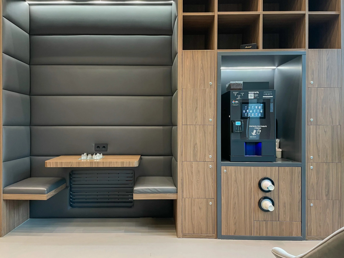 Апартаменты с Панорамными Окнами на 14 Этаже Небоскреба Бизнес-Класс в ЖК D1