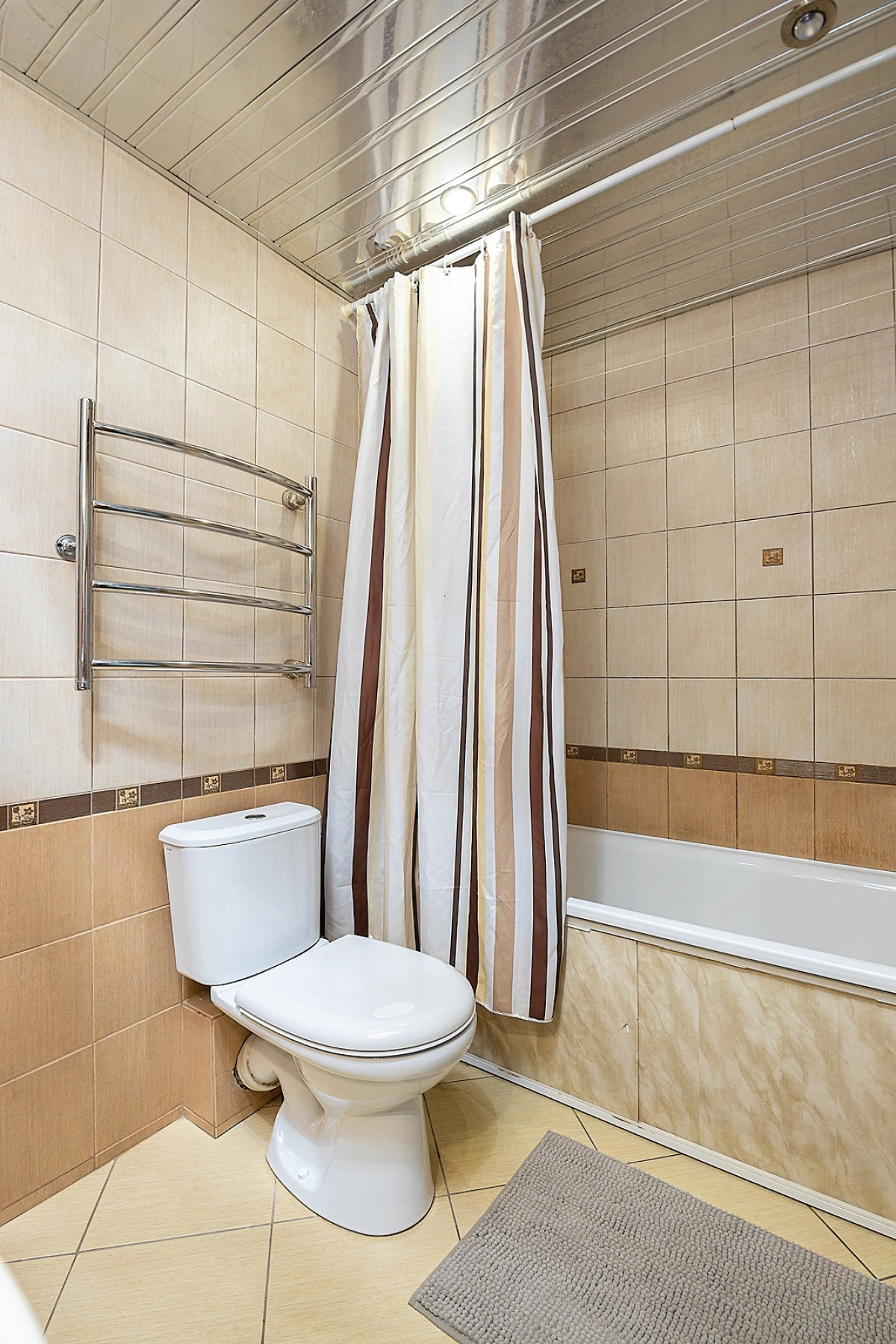 Апартаменты двухкомнатные  на Мещерском бульваре 3/3 .м.Cтрелка. Сова-Дом