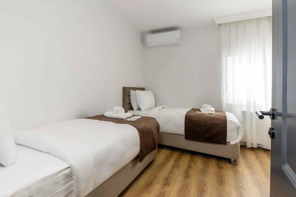 Отель BayMari Suites City Life