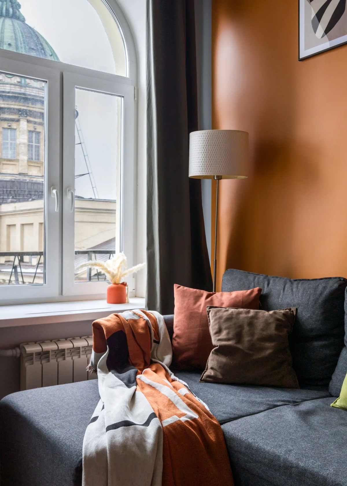 Апартаменты с видом на Казанский собор