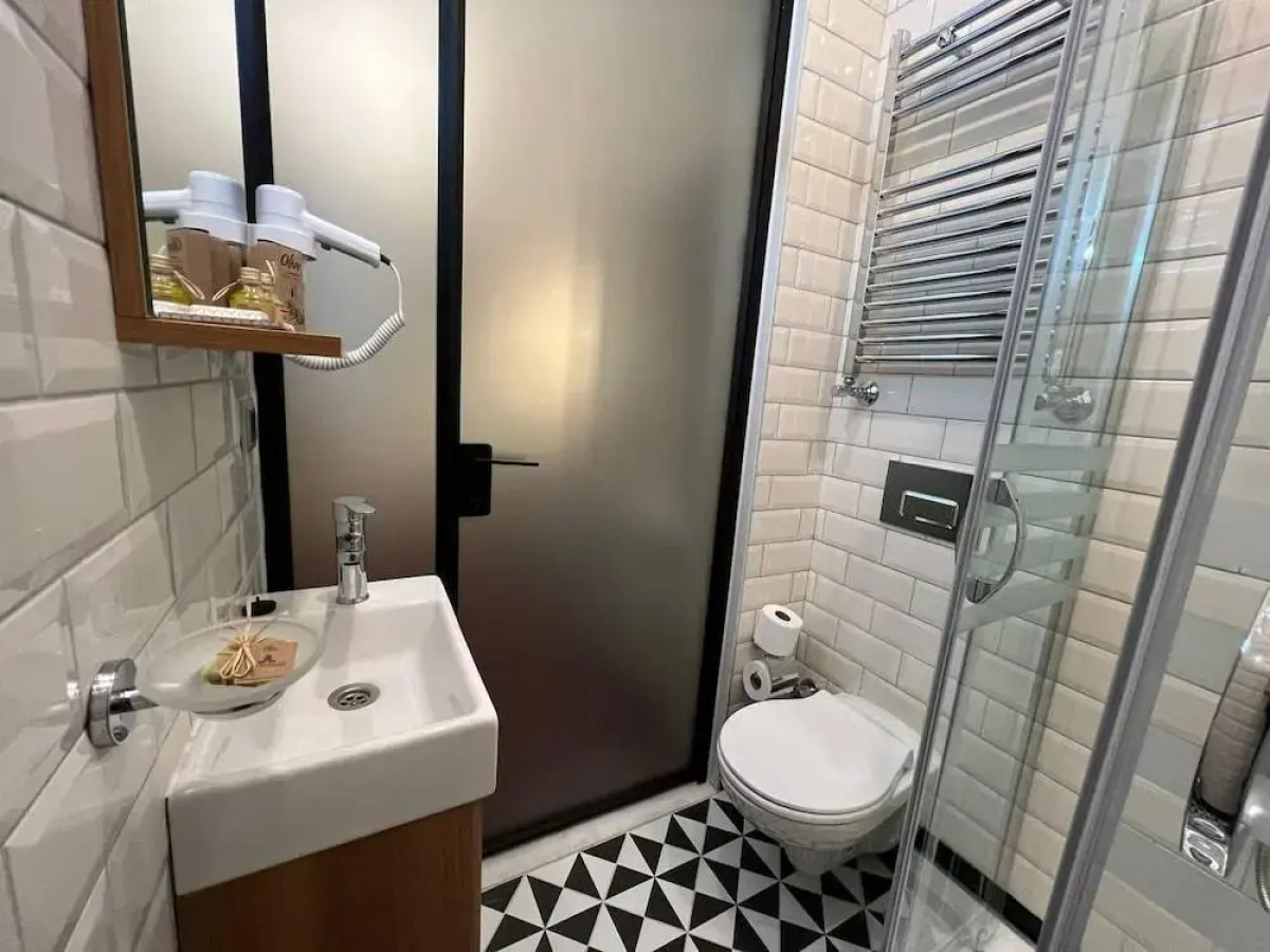 Отель Rafinn Hotel