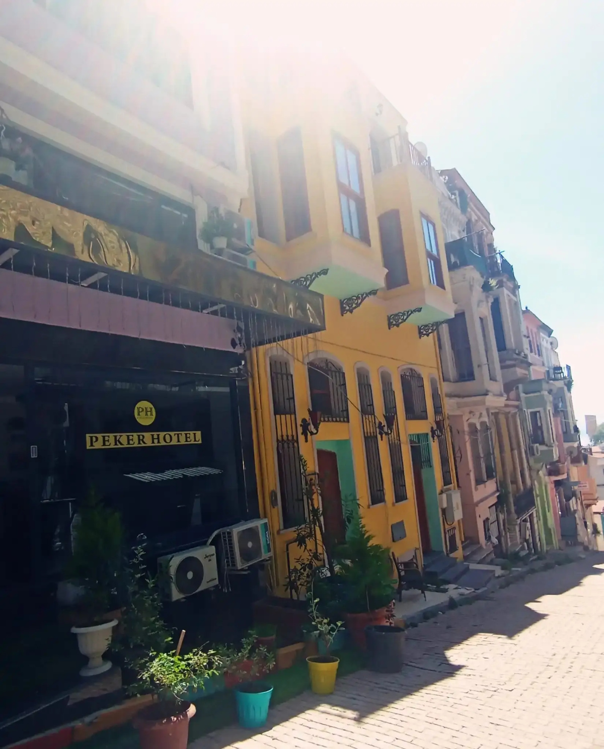 Peker Hotel