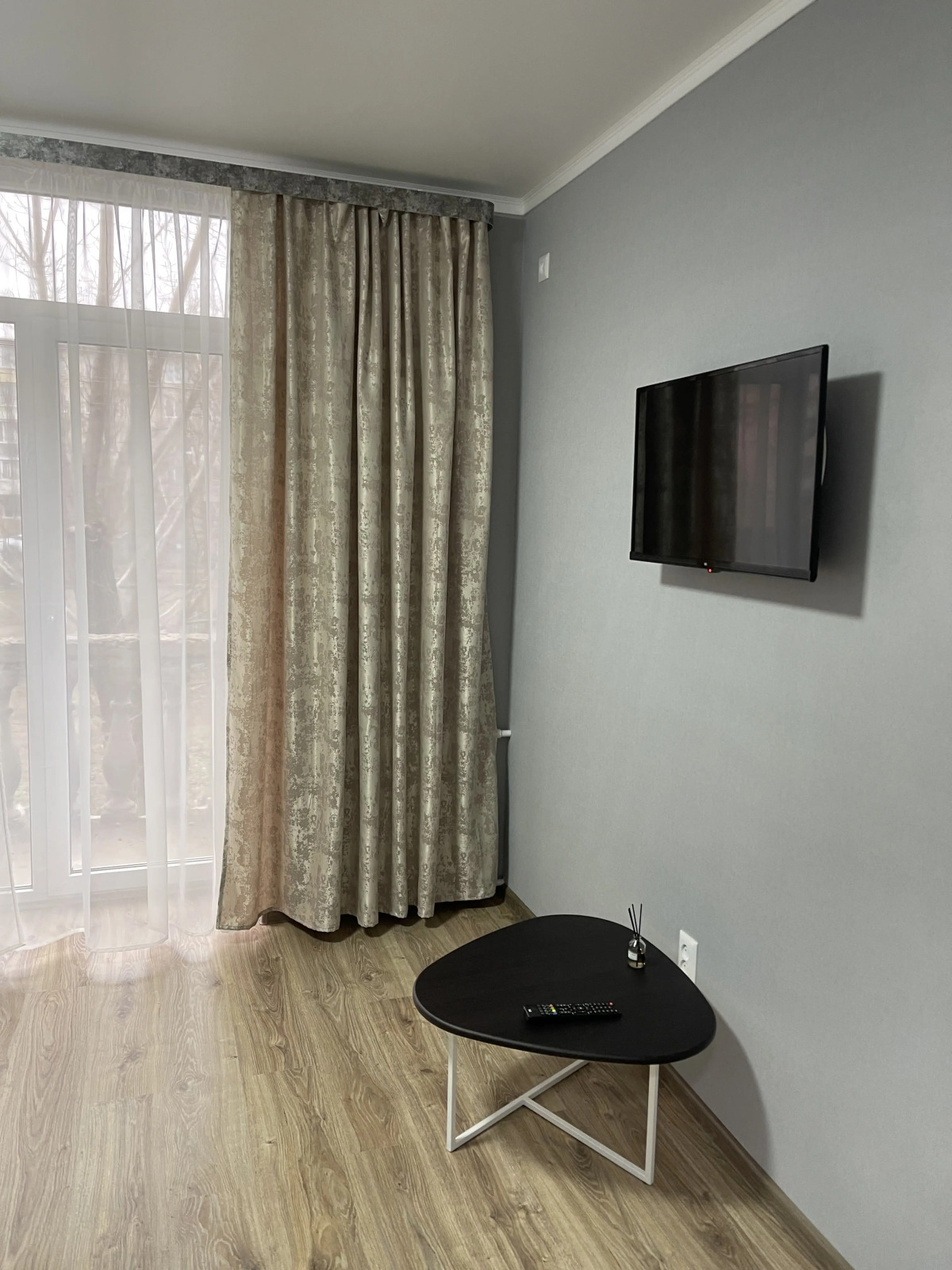 Квартира Двухкомнатная. Ворошилова 8а. 2 этаж