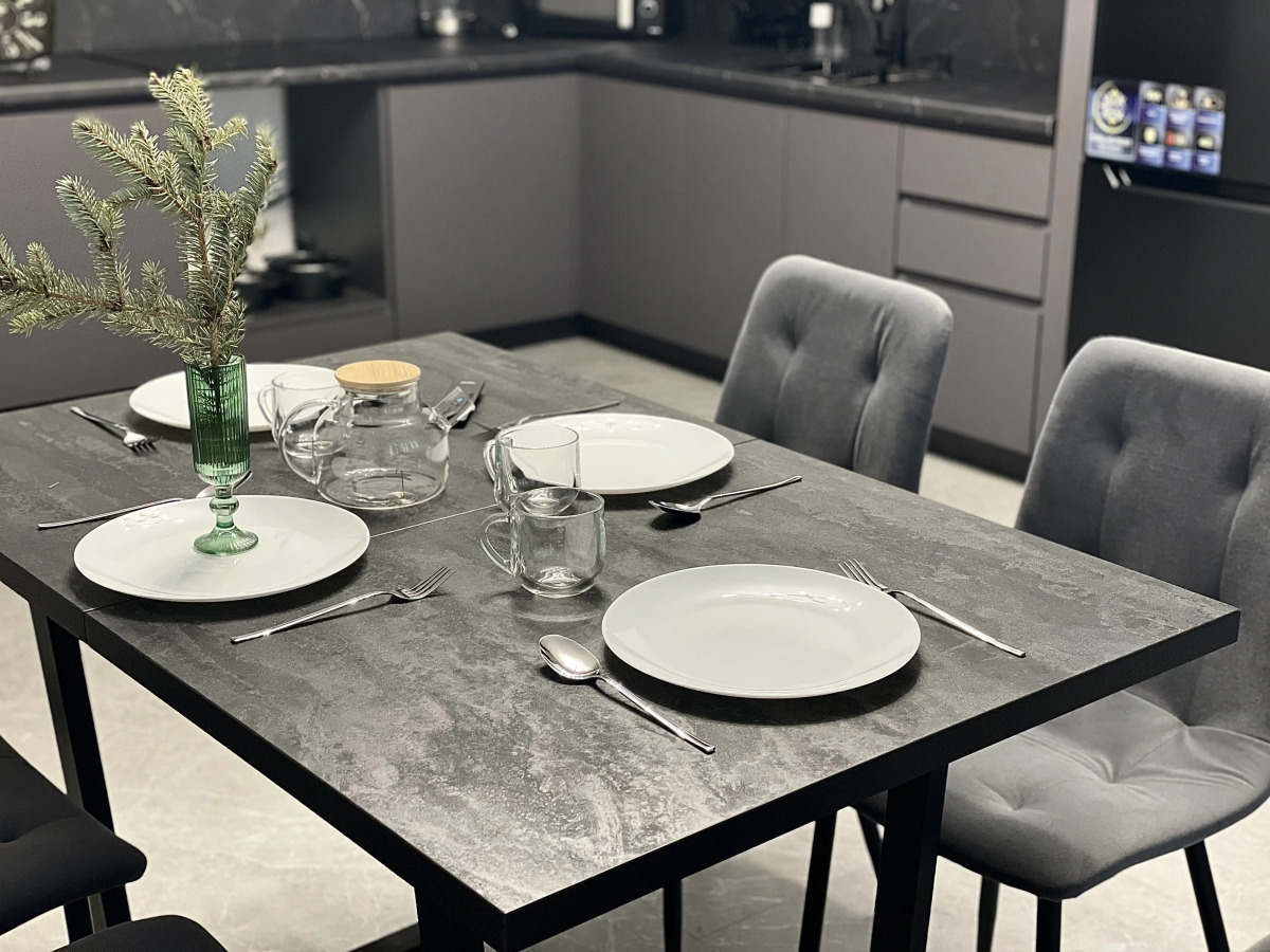 Квартира Двухкомнатный Лофт с Панорамным Видом на Город и Парк