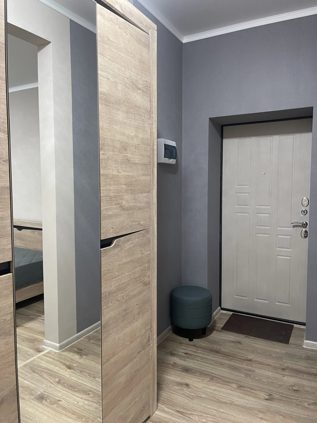 Квартира Двухкомнатная. Ворошилова 8а.