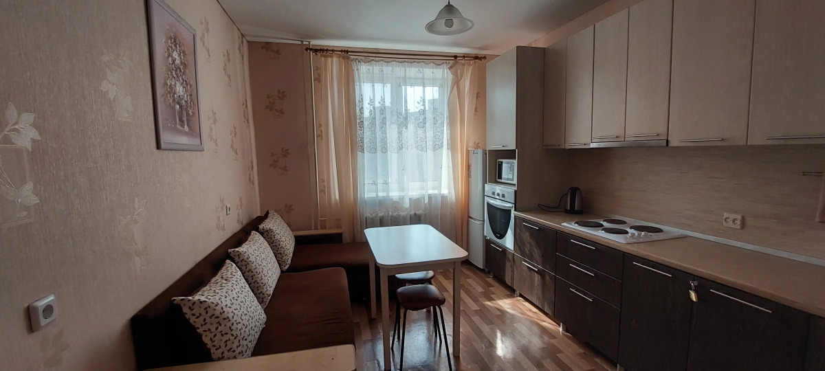 Квартира комфортная на Комсомольская 148 с парковкой