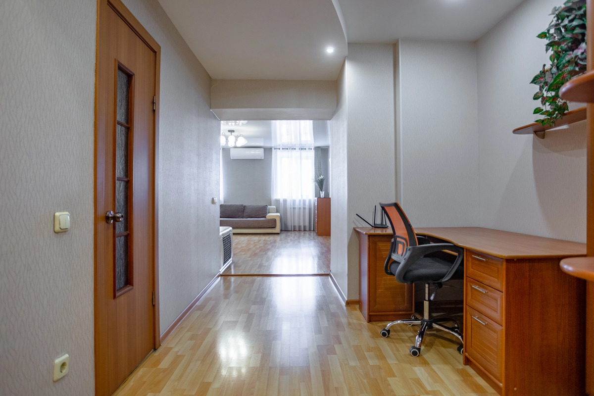 Квартира Двухкомнатная на Первой Речке на Союзной 17