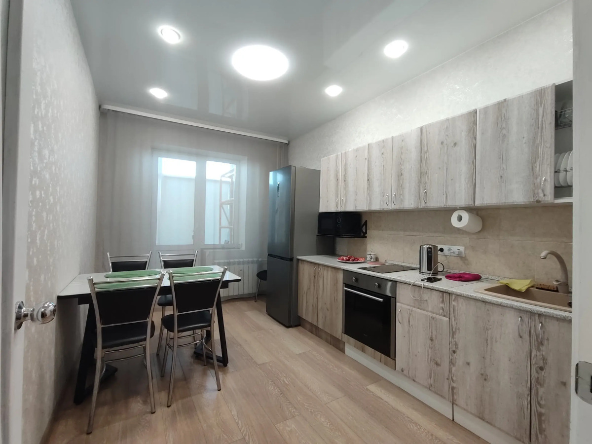 Квартира Уютная 2 комнаты рядом с Аэропортом в микрорайоне Современник