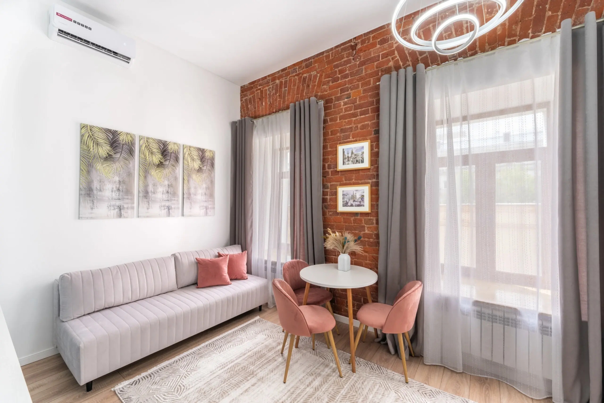 Квартира Двухуровневaя дизайнерская четырехместная