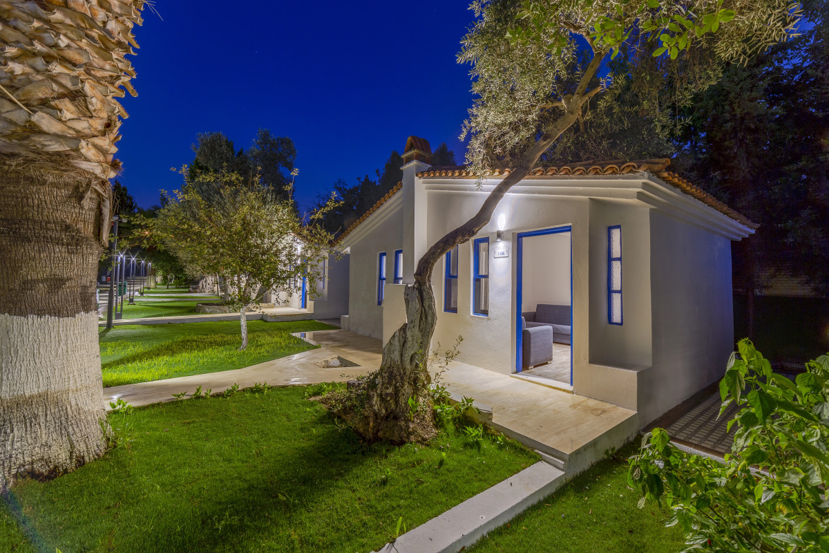 Risus Garden Marina Hotel