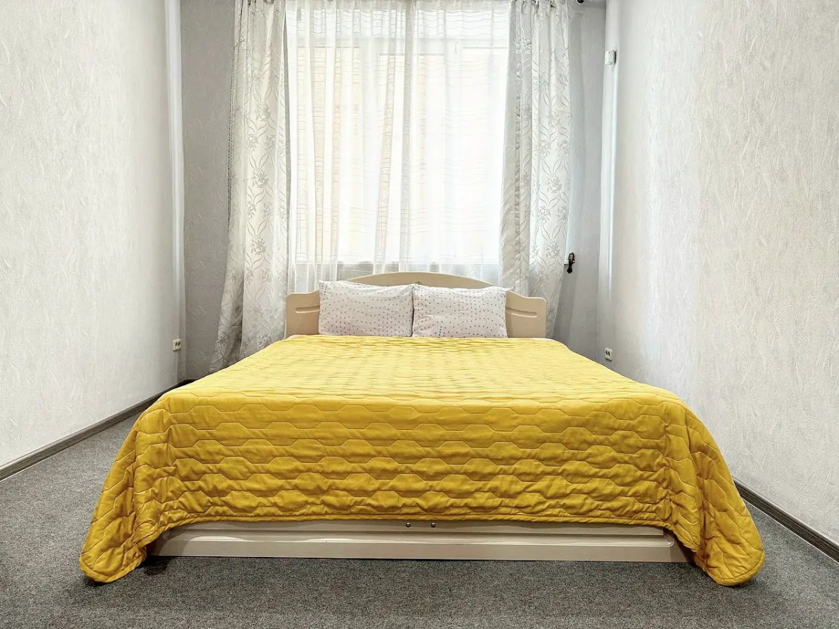 Квартира Четырехкомнатная в Центре на Островского