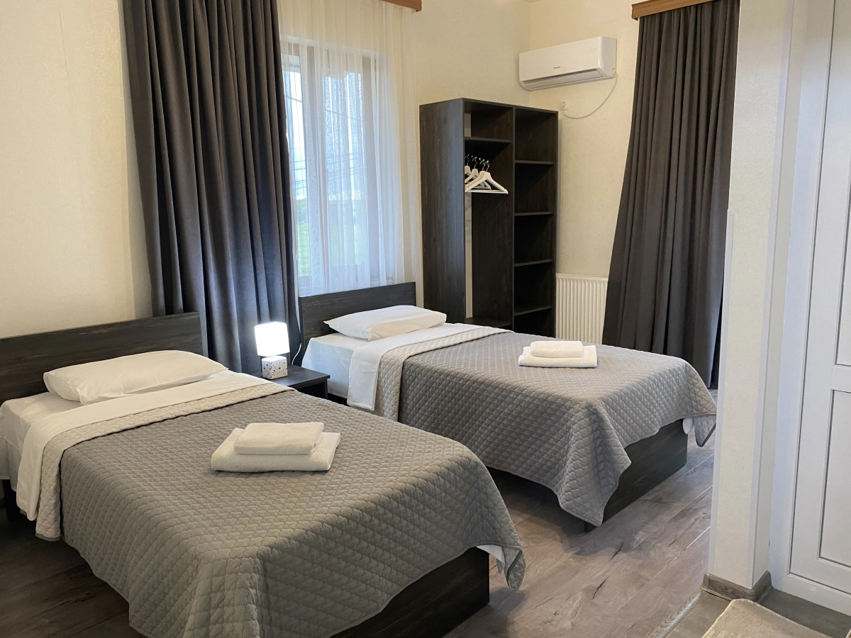 Отель West Face