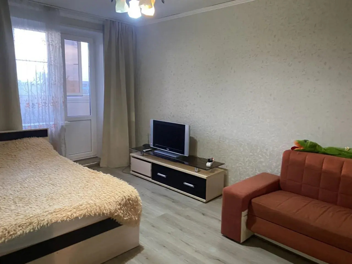 Квартира на 50 лет СССР, 44