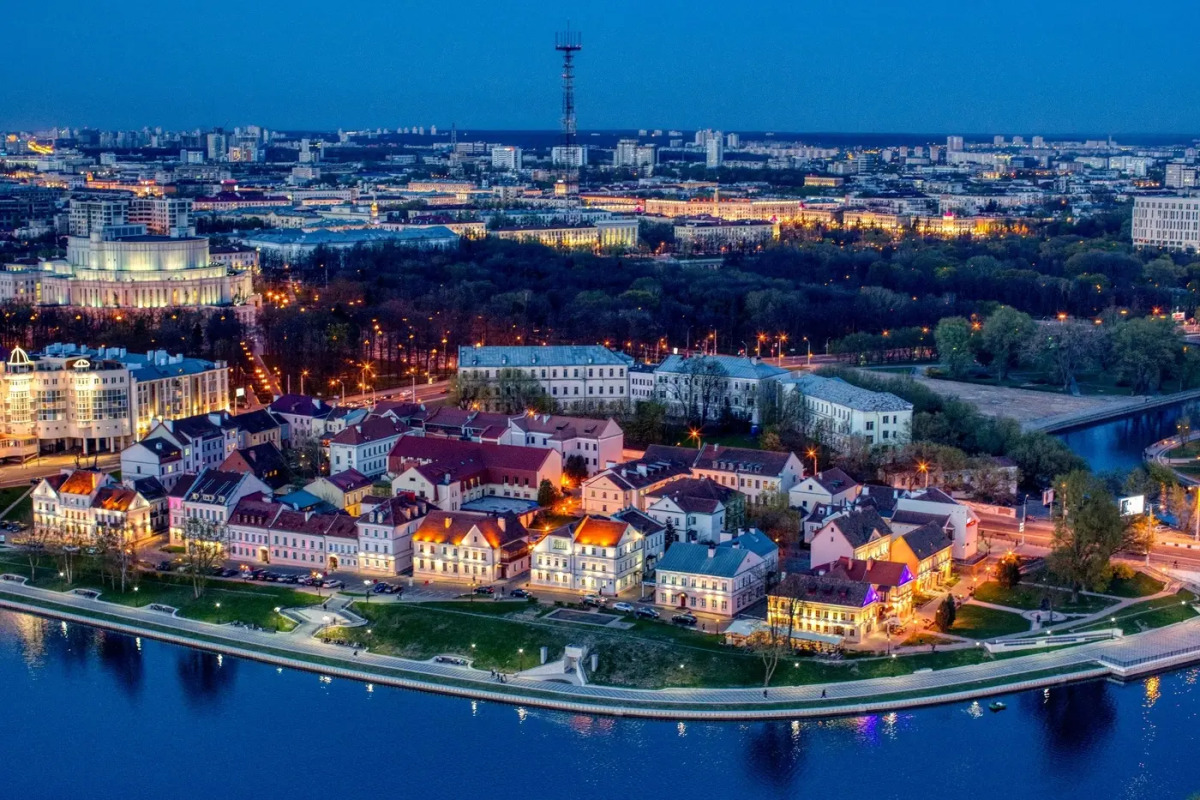 Апартаменты с балконом на Скрыганова