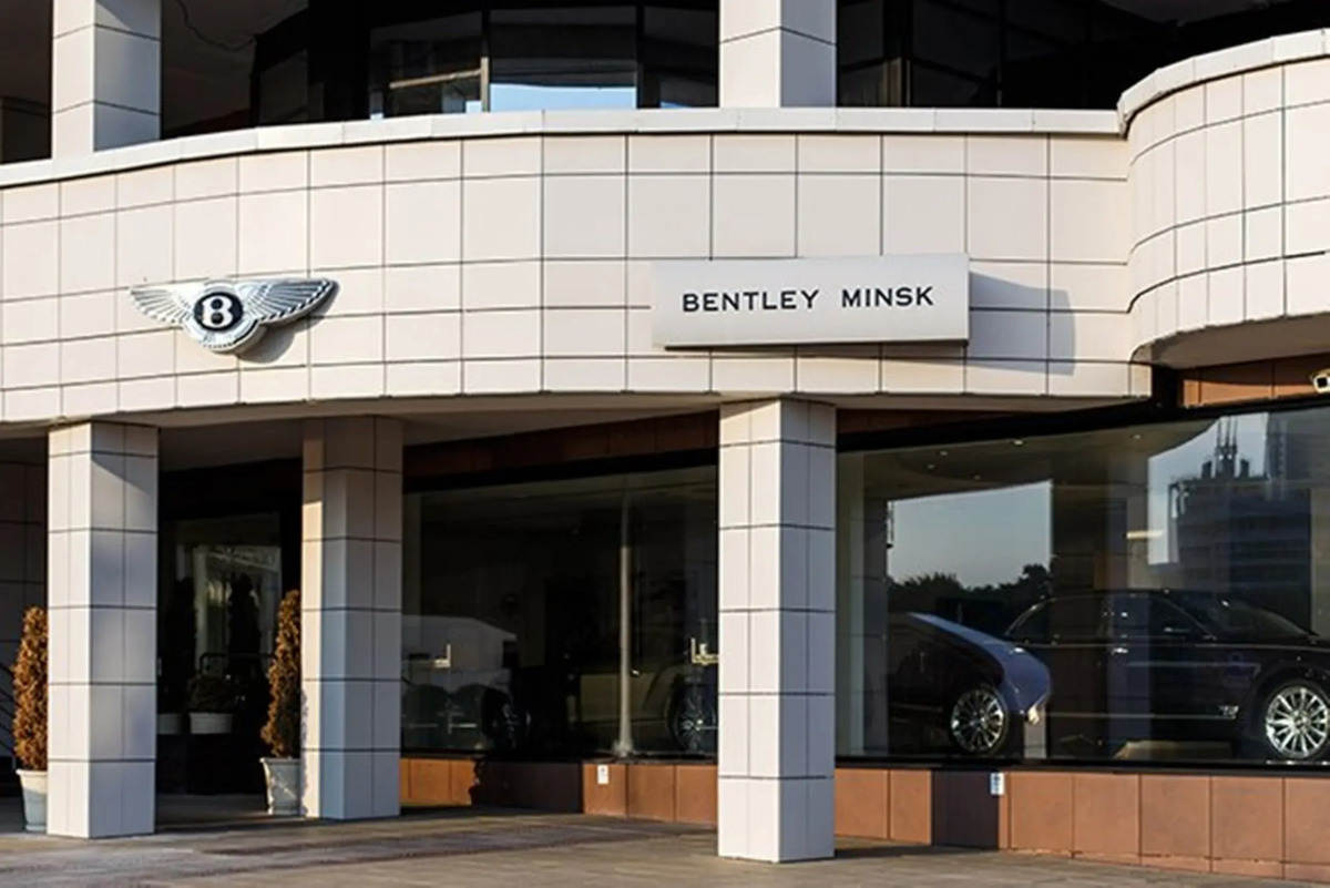 Апартаменты 4-комнатные HomeApart Сторожовская, 6