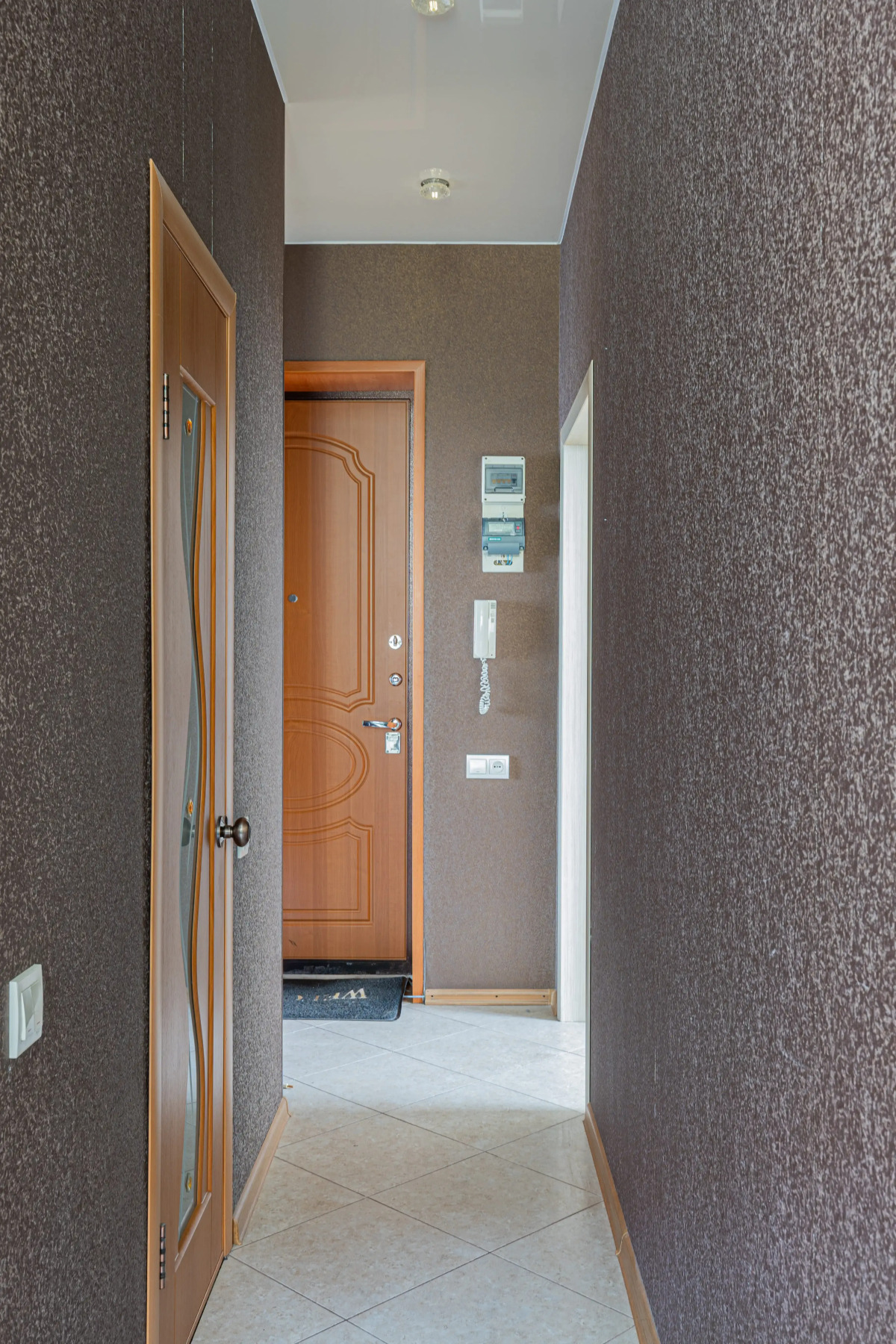 Квартира двухкомнатная Stepanenkov в центре на Маслякова 9