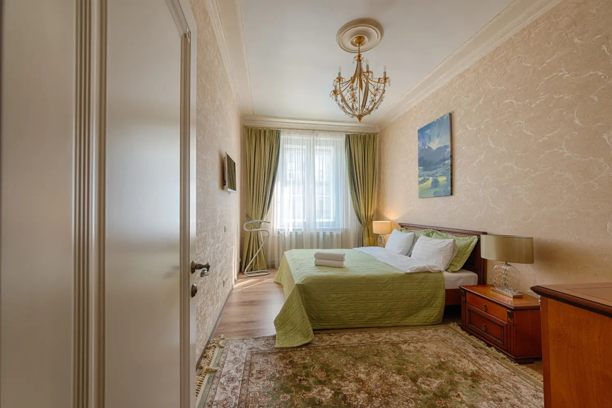 Апартаменты 4-комнатные HomeApart пр-т Независимости, 23