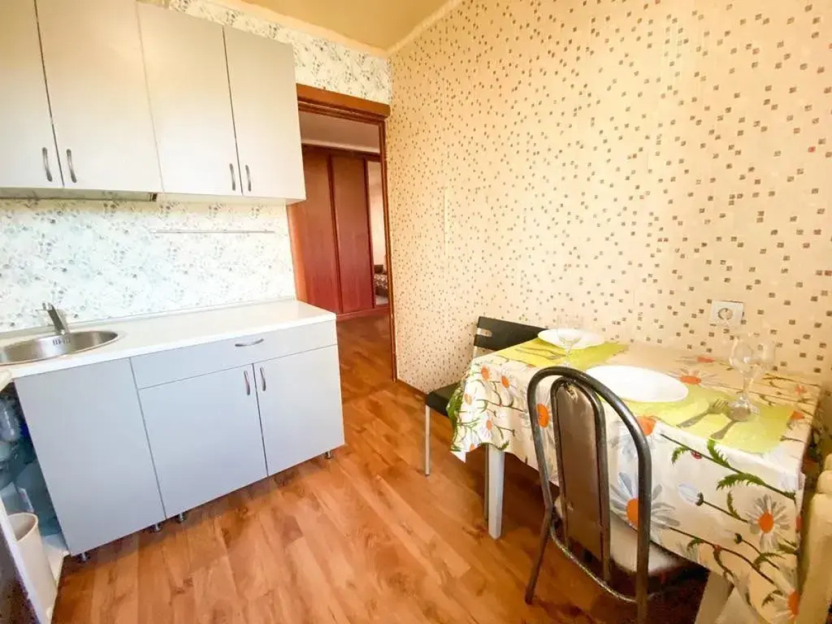 Квартира на Антонова, 4