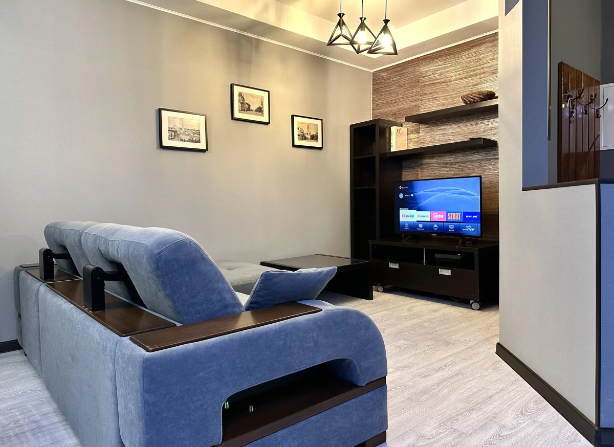 Квартира 2-комнатная Cтудия Yarapartments на Первомайской 19