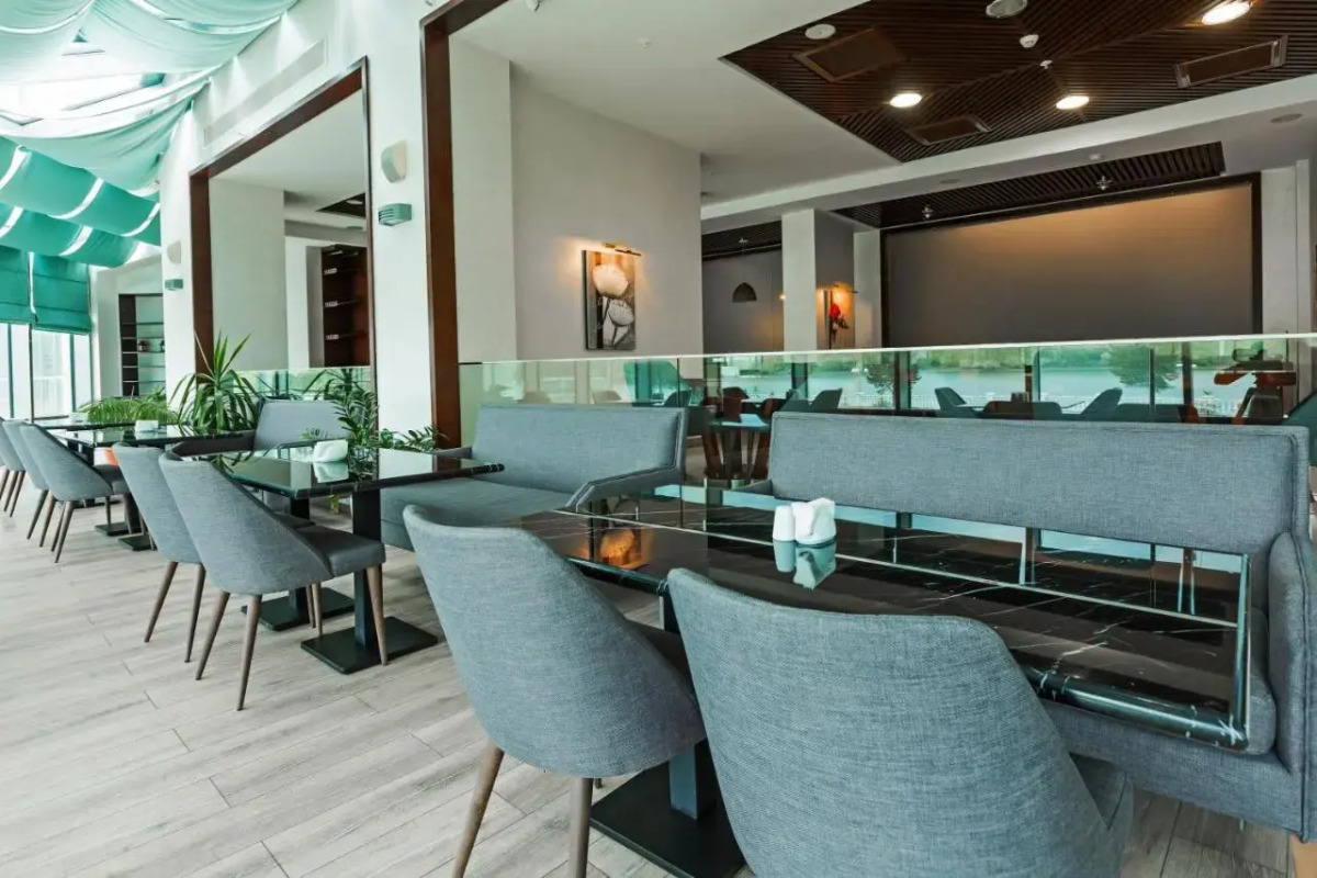 Отель Dedeman Oskemen Tavros