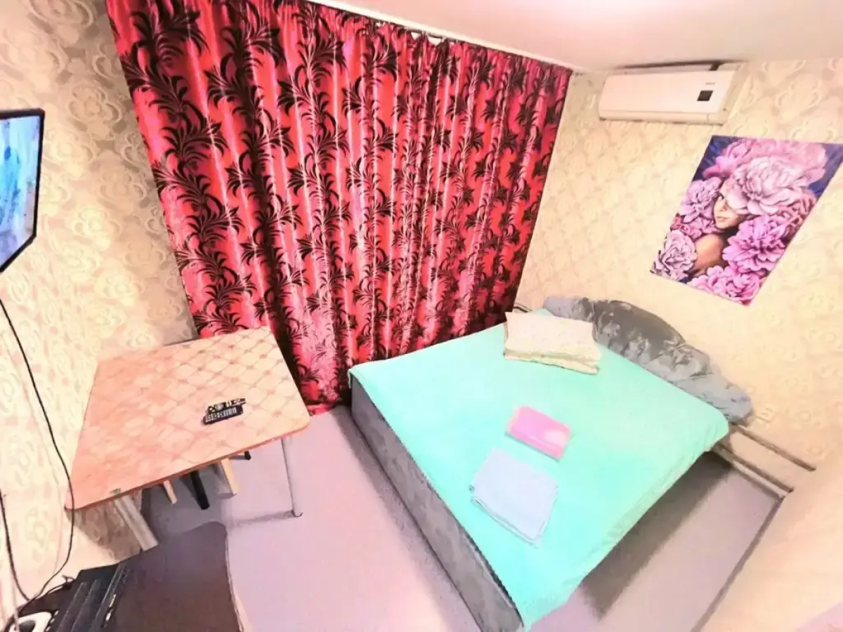 Апартаменты на Карла Маркса 108-2