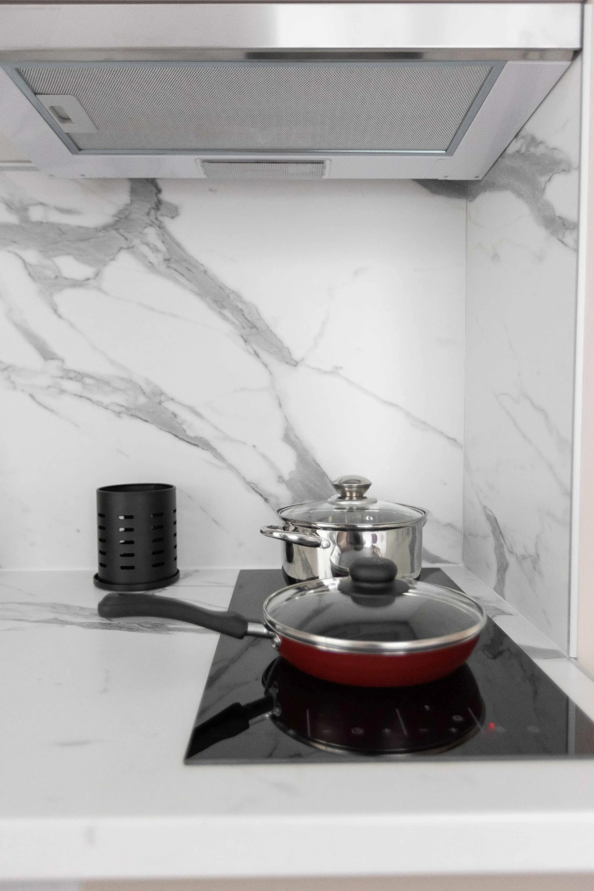 Апартаменты студия на Летчика Грицевца