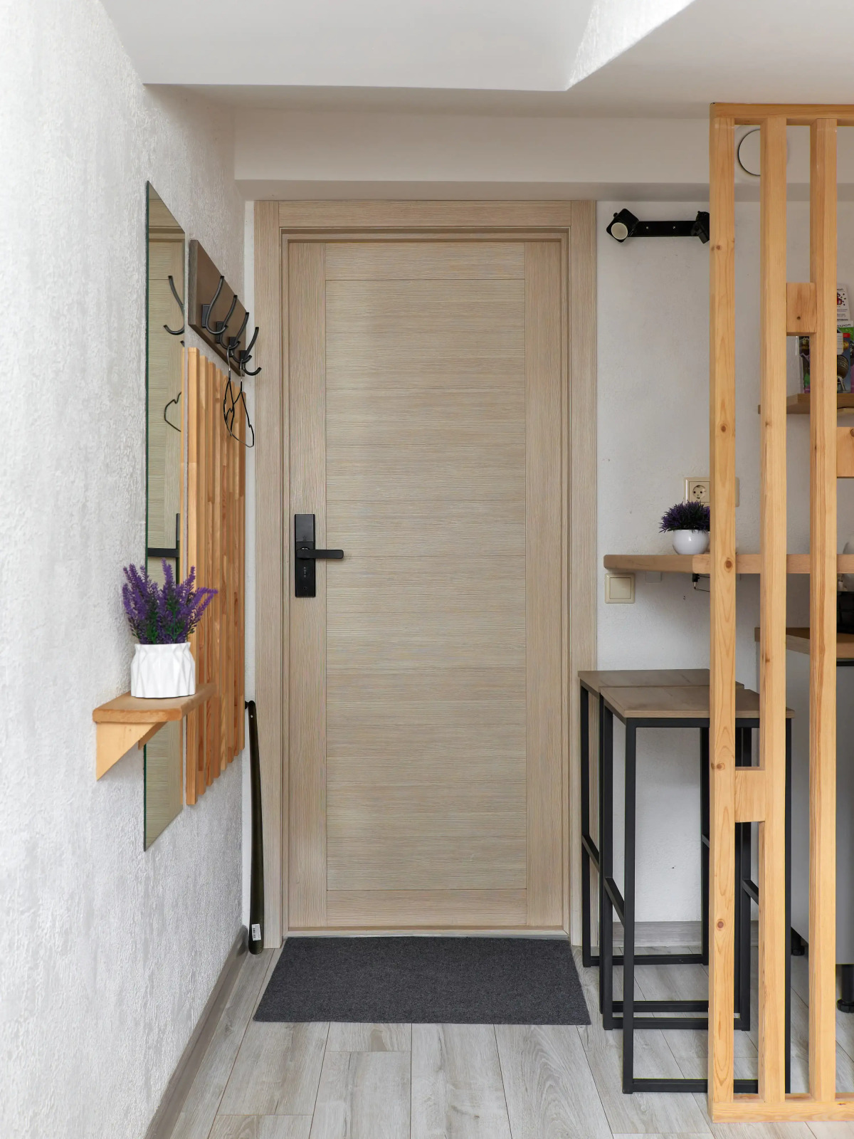 Меблированные Комнаты Rush in Aparts Своя парковка Центр Города Рядом Метро ЖД Вокзал