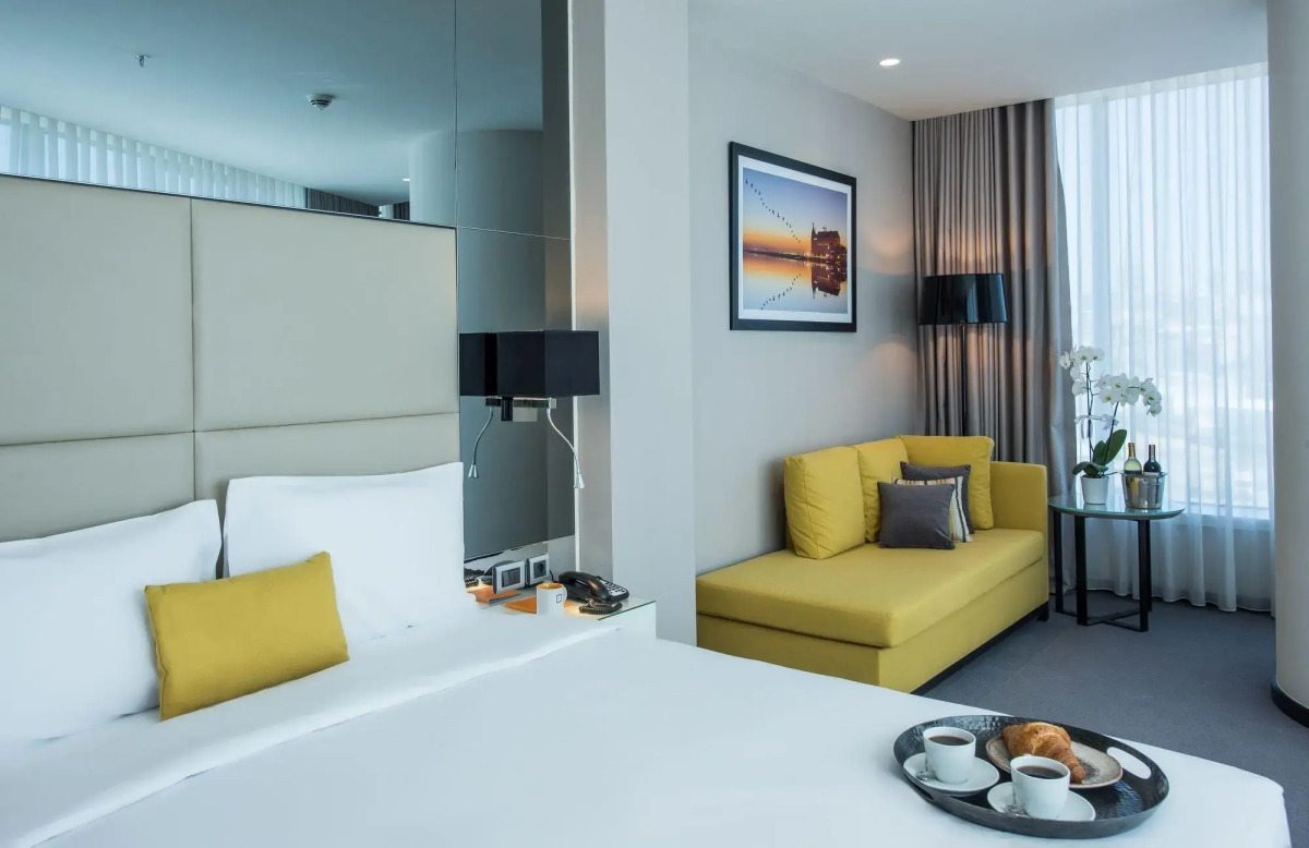 Отель Centro Westside by Rotana