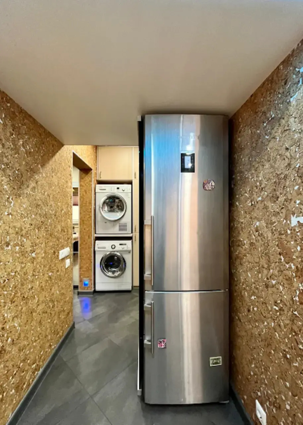 Квартира 3-комнатная  премиум-класса в центре у метро