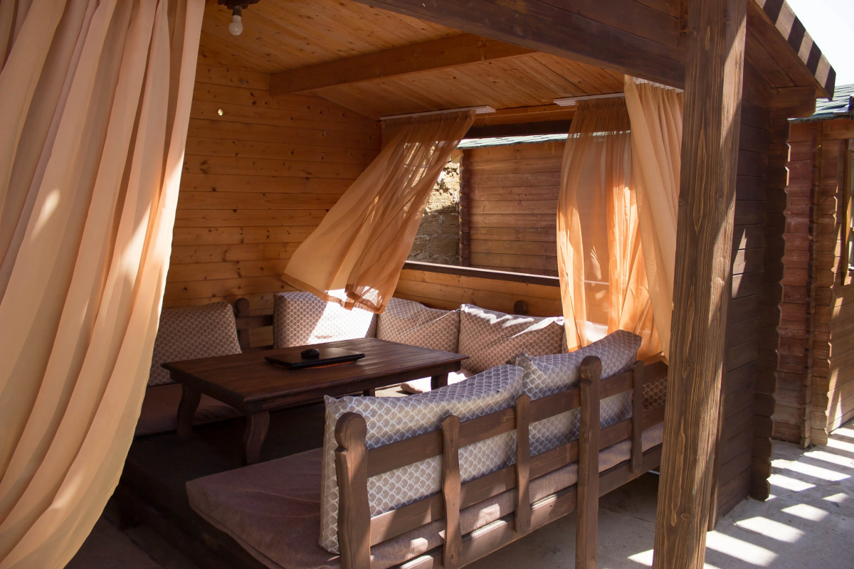 Отель Эвель