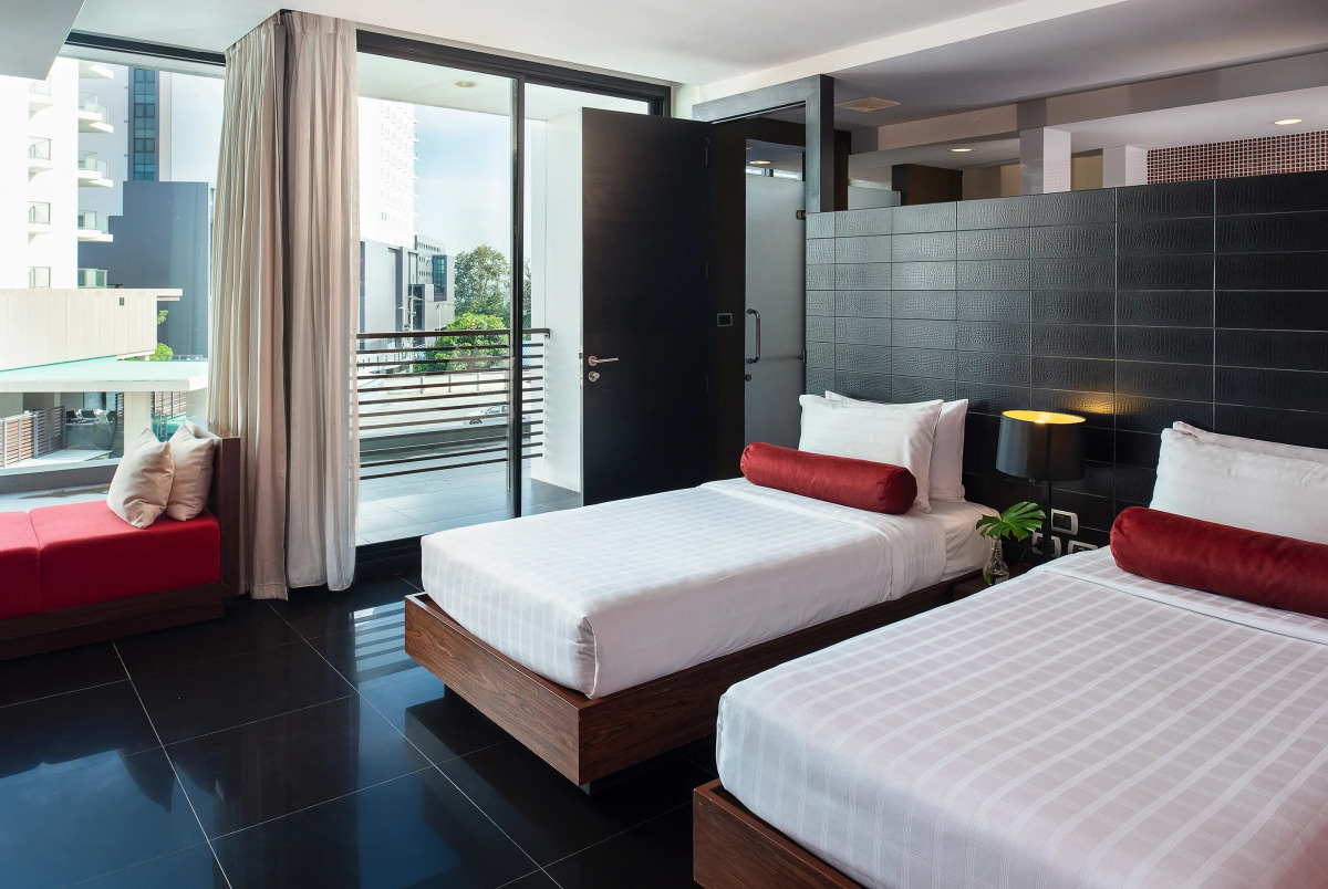 Отель Tsix5 Hotel