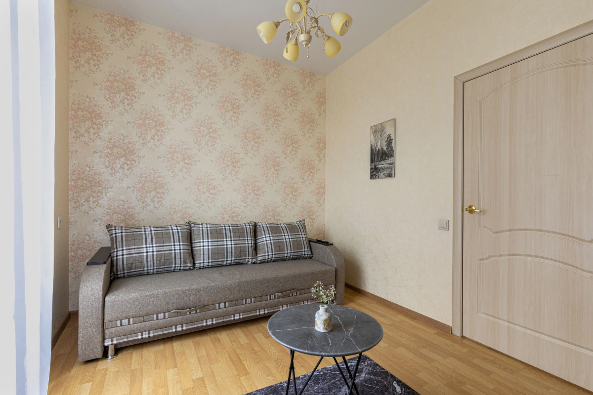 Квартира двухкомнатная Stepanenkov в центре на Маслякова 9