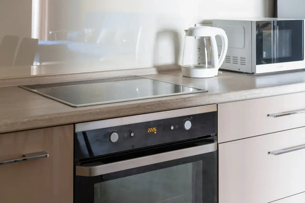 Апартаменты Apart VL на набережной с видом на море