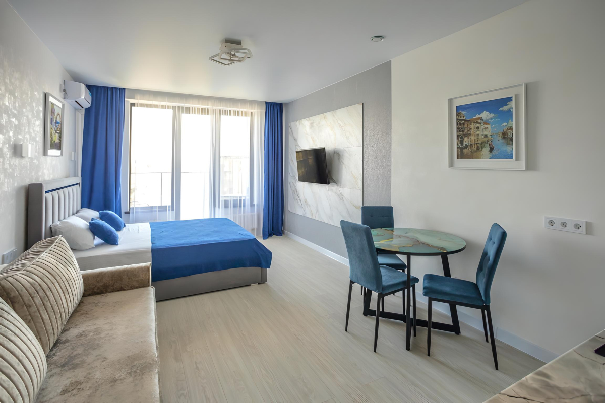 Апартаменты с бассейном