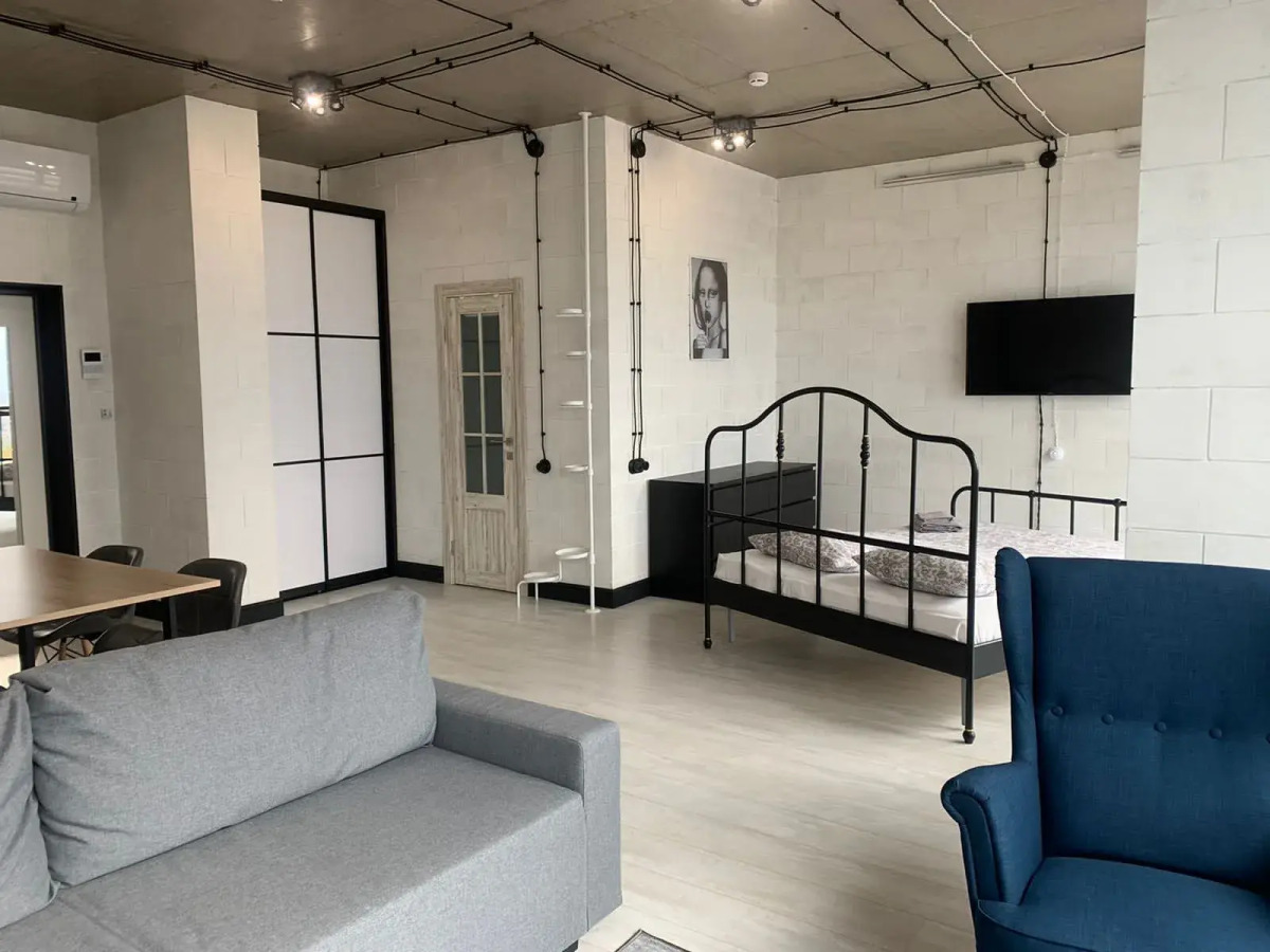 Апартаменты 1503 Верхнеторговая площадь 4