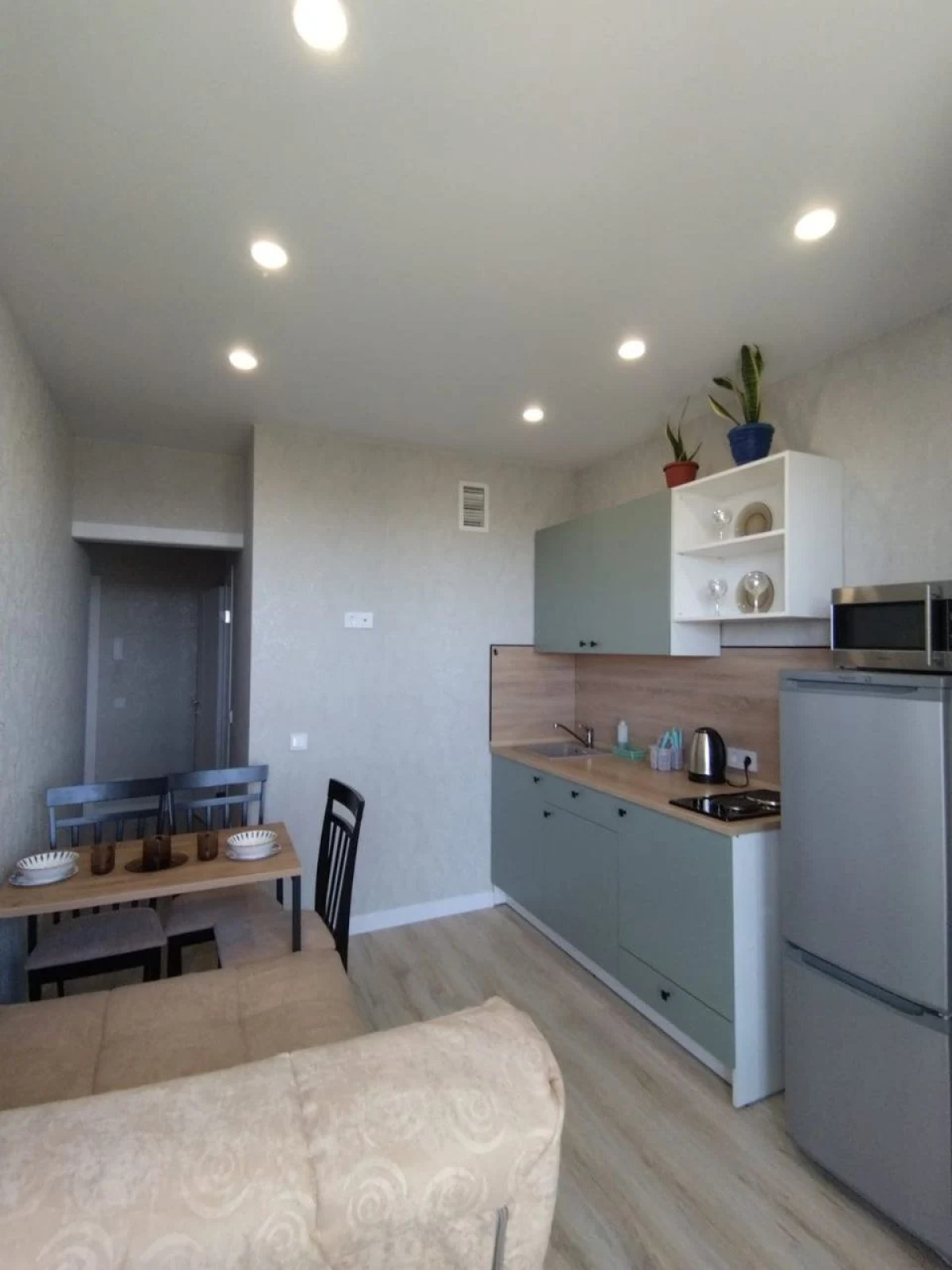 Апартаменты на улице Чингиза Айтматова 9