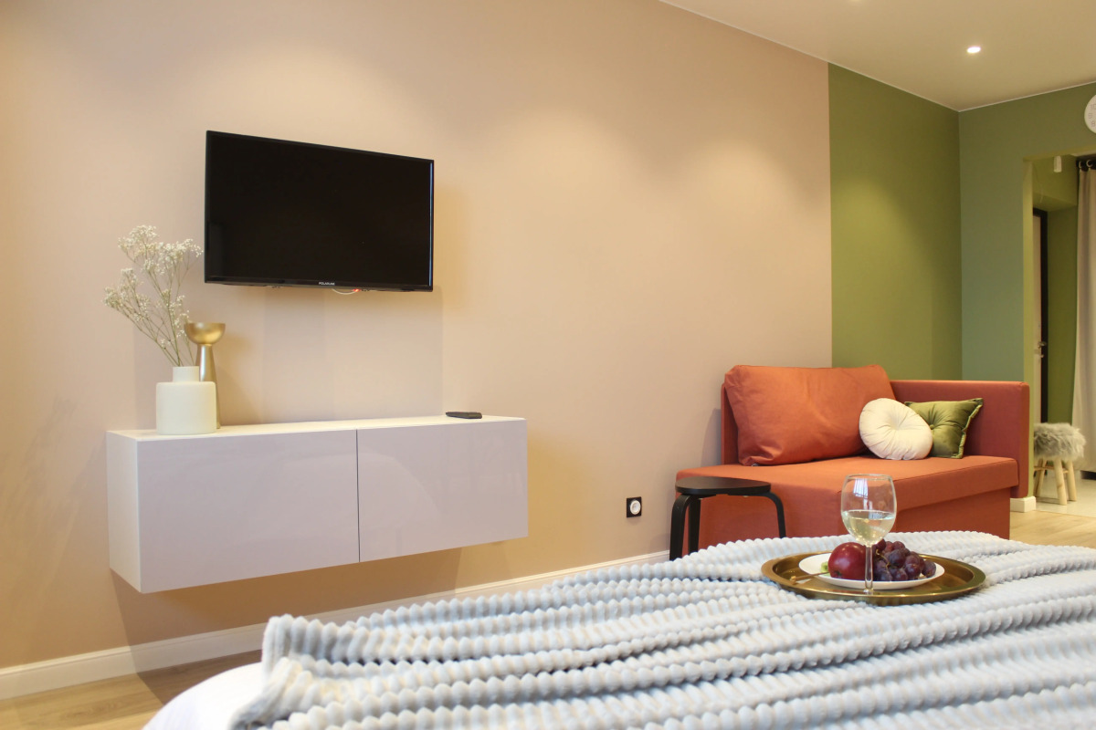 Pudra-Room Студия 30м2 рядом с Проспектом Октября