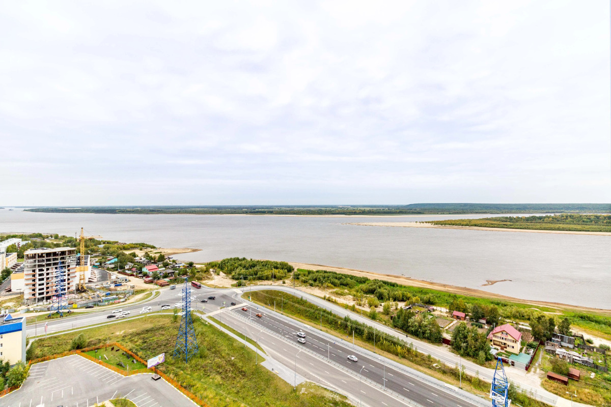 Апартаменты Диван-Кровать на берегу реки с потрясающим видом