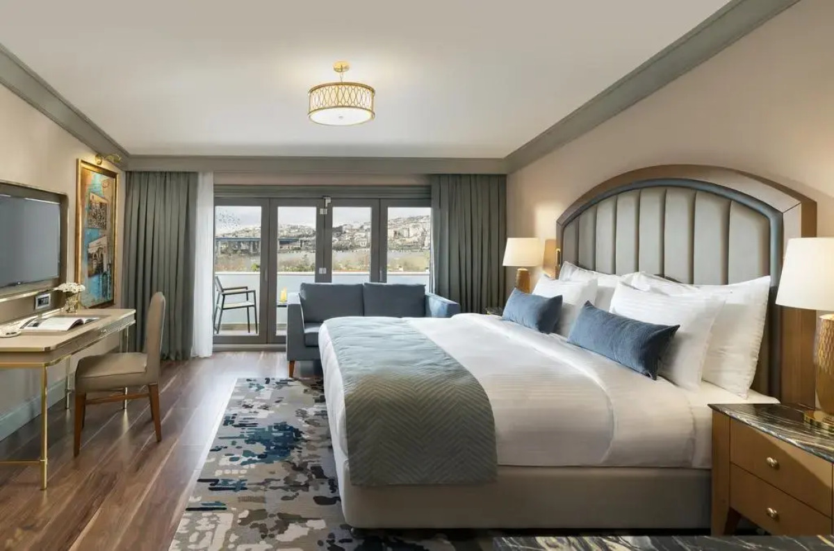 Отель Millennium Istanbul Golden Horn