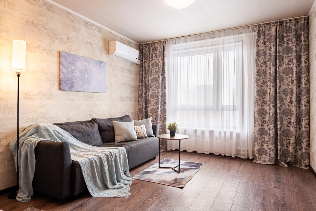 Квартира Просторная Natali на Метро Аннино