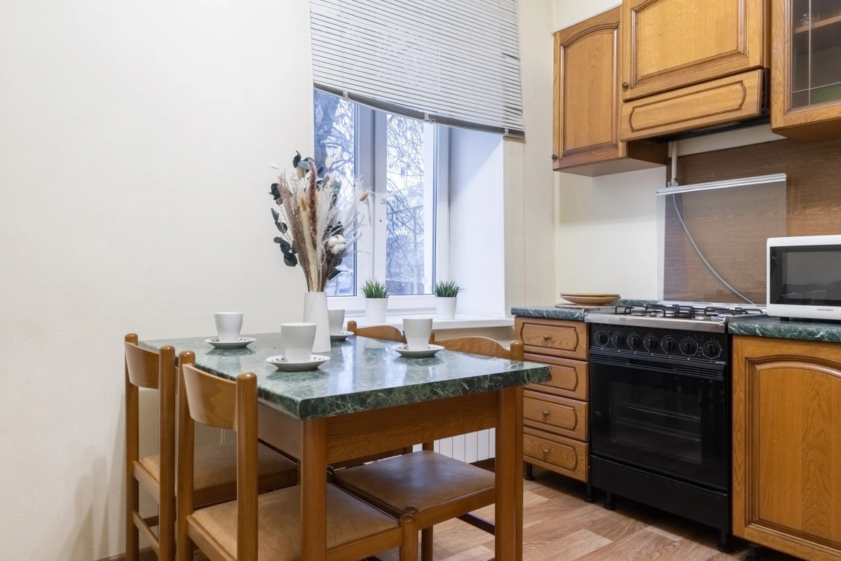 Апартаменты Comfort Home на 10 гостей на Карла Маркса 39