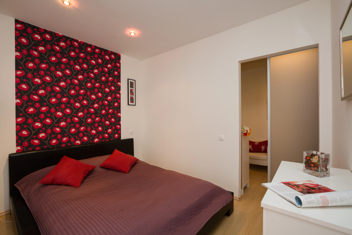 Апартаменты на Бажова 68