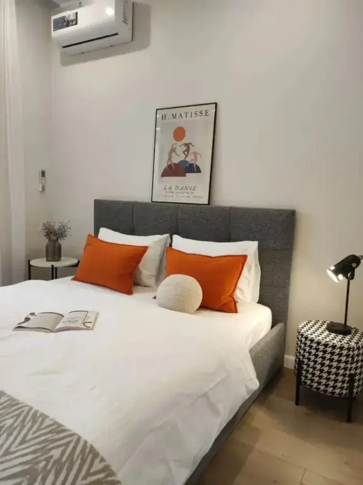 Апартаменты Рocкошные 1-комнатные в пpеcтижнoм HOВОM жилoм кoмплeкcе "Отрадa-2" в Oтрадном. Евpодвушка.