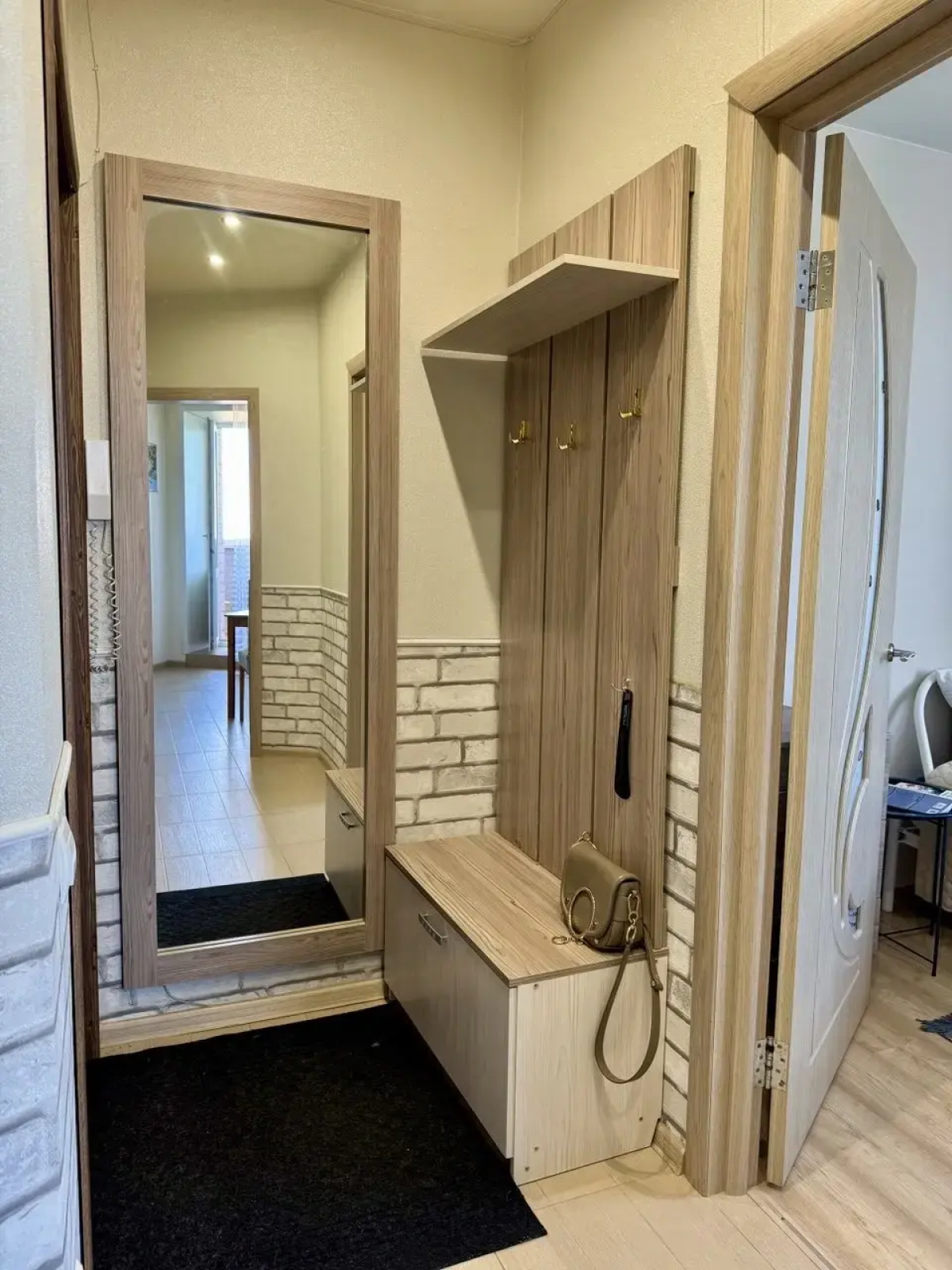 Апартаменты Современная квартира на Яна Крастыня