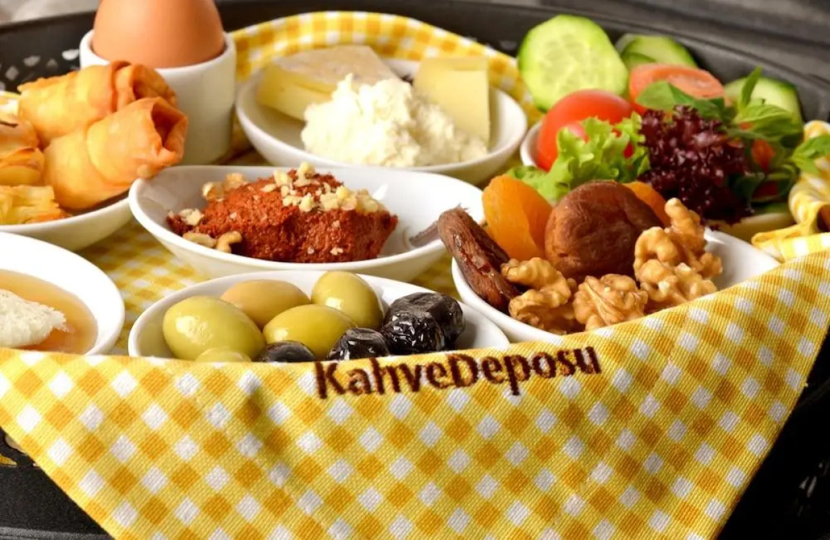 Отель Karamans Sirkeci Suites Hotel