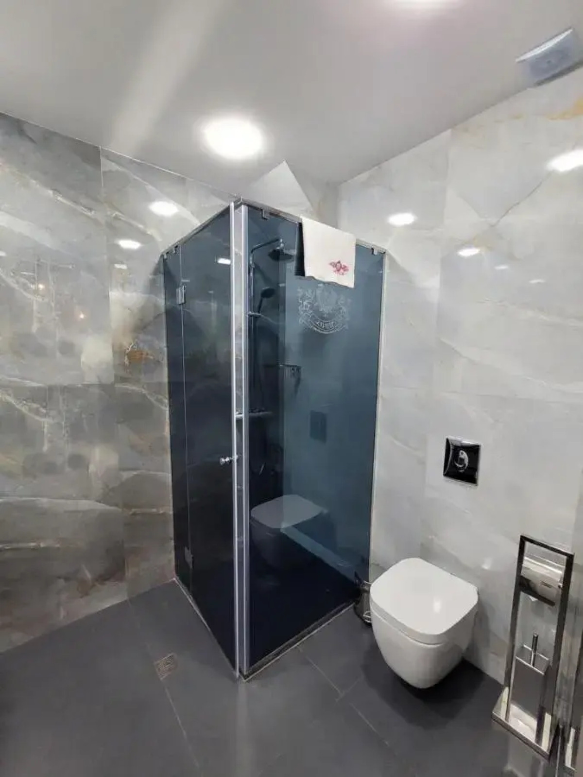 Отель Roma Yerevan & Tours