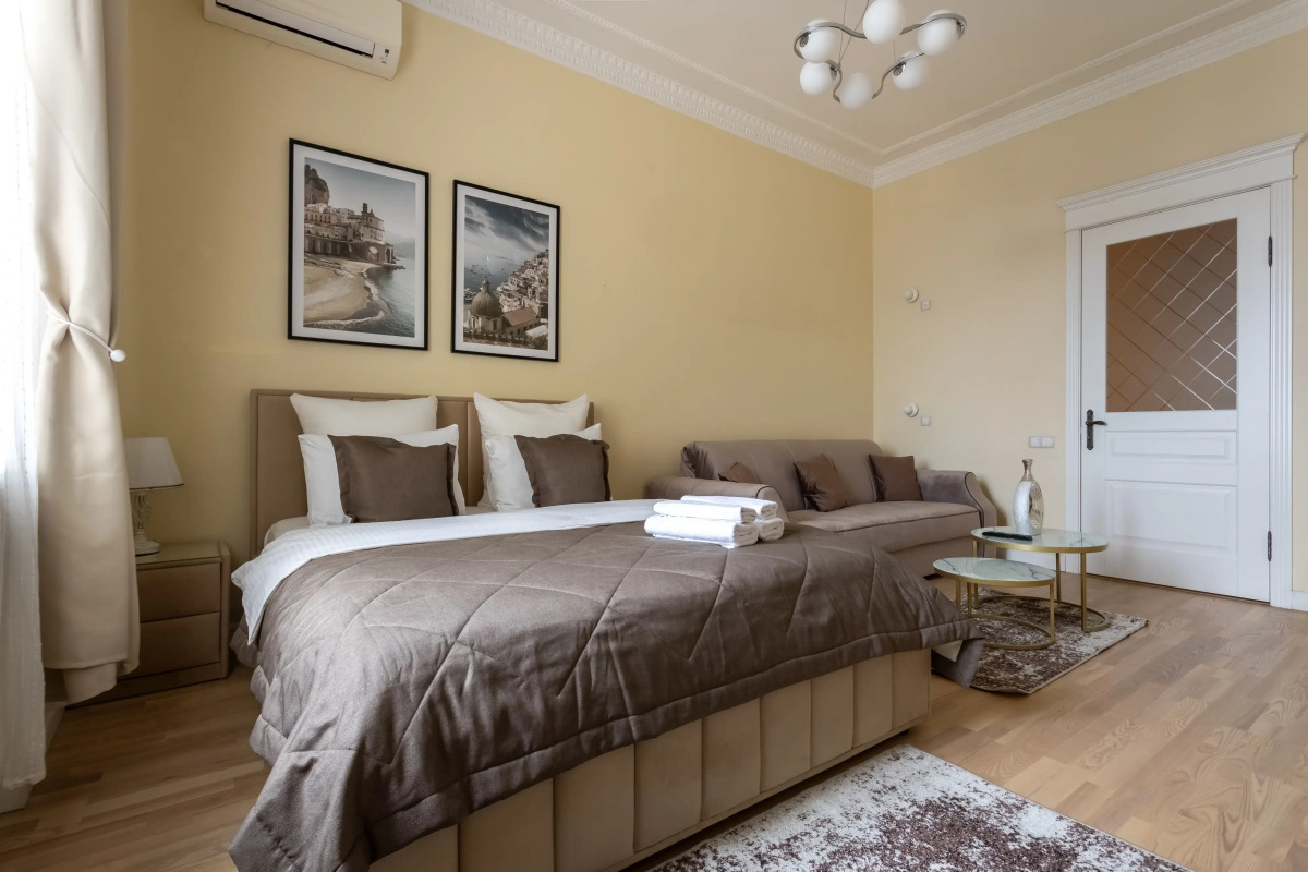 Апартаменты Улучшенные апартаменты с видом на город