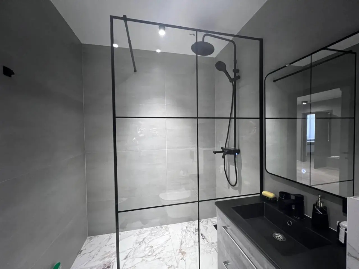 Квартира улица Глазкова 12- новый дом в самом сердце города