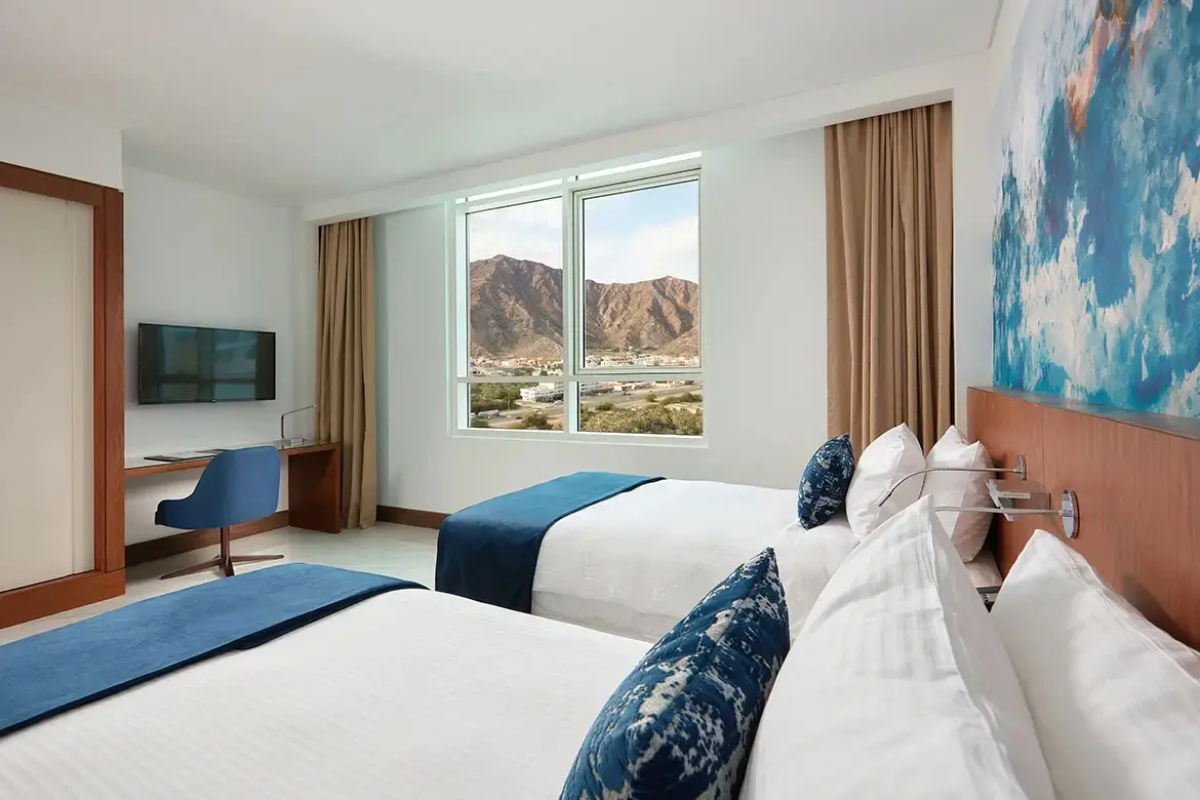 Курортный отель Royal M Al Aqah Beach Resort by Gewan