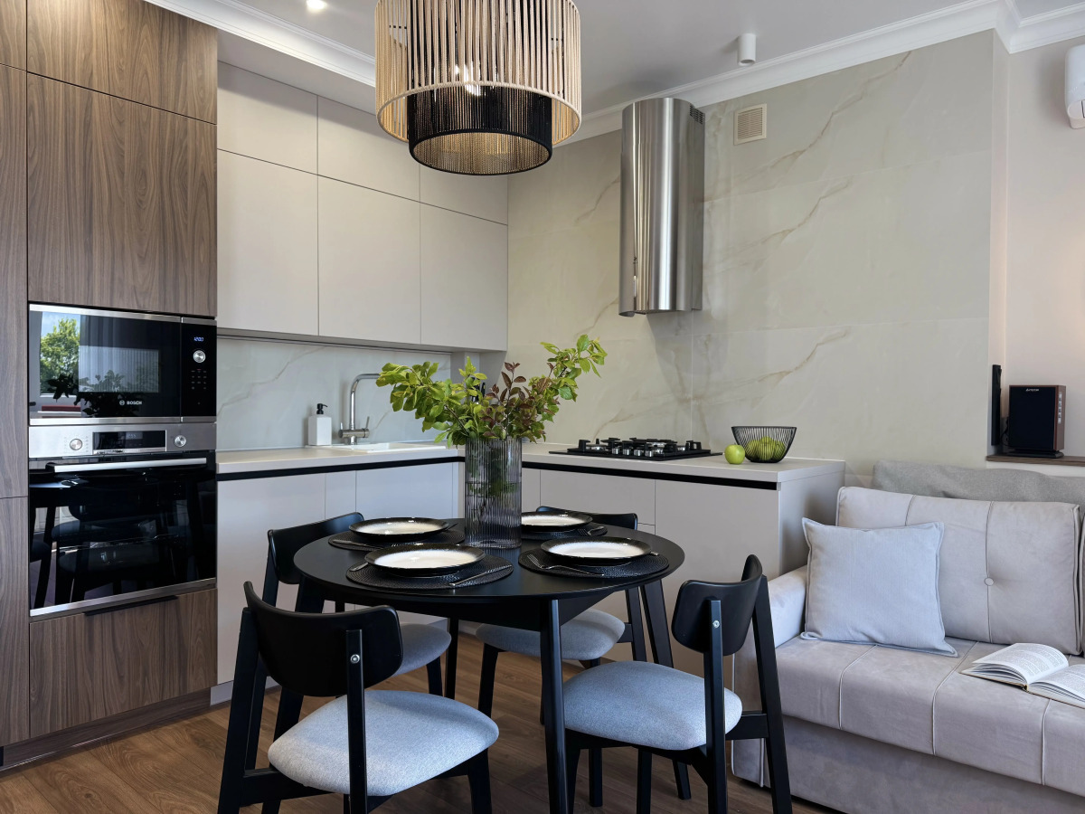 Апартаменты Эмберли в зеленом районе Светлогорска